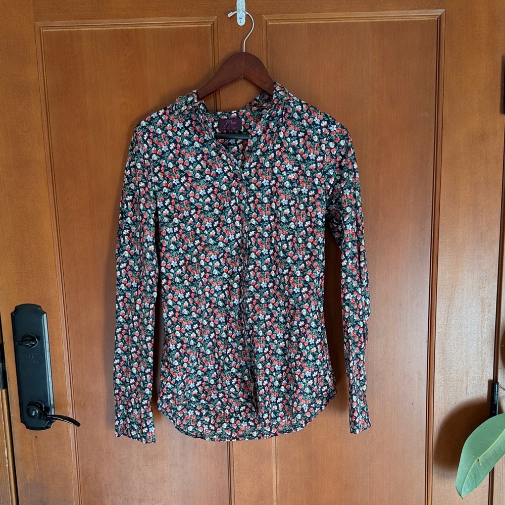 J. Crew Women's liberty print Button Down Shirt - navy and Red